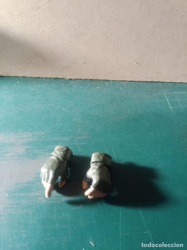 Figuras de acci&oacute;n: DRAGON MANOS ENGUANTADAS ESCALA 1/6 - Foto 1