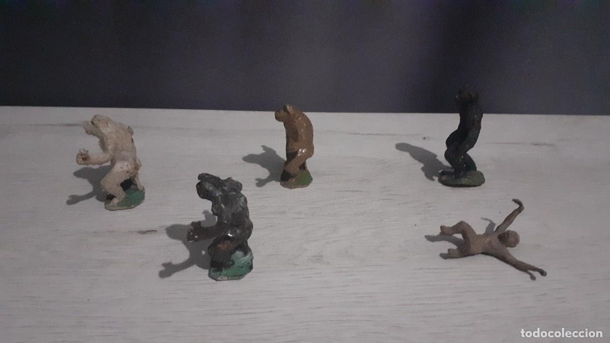 Figuras de acci&oacute;n: Lote de 5 monos. Pech. - Foto 10