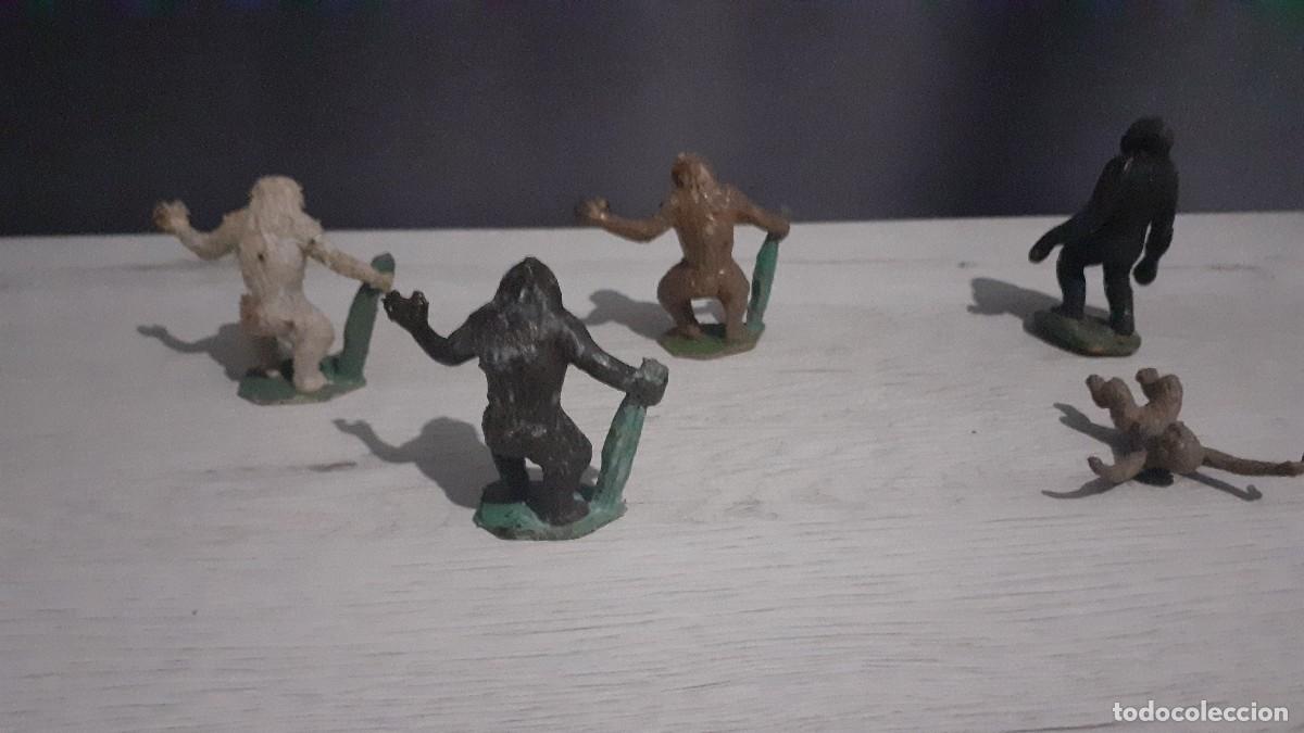 Figuras de acci&oacute;n: Lote de 5 monos. Pech. - Foto 12
