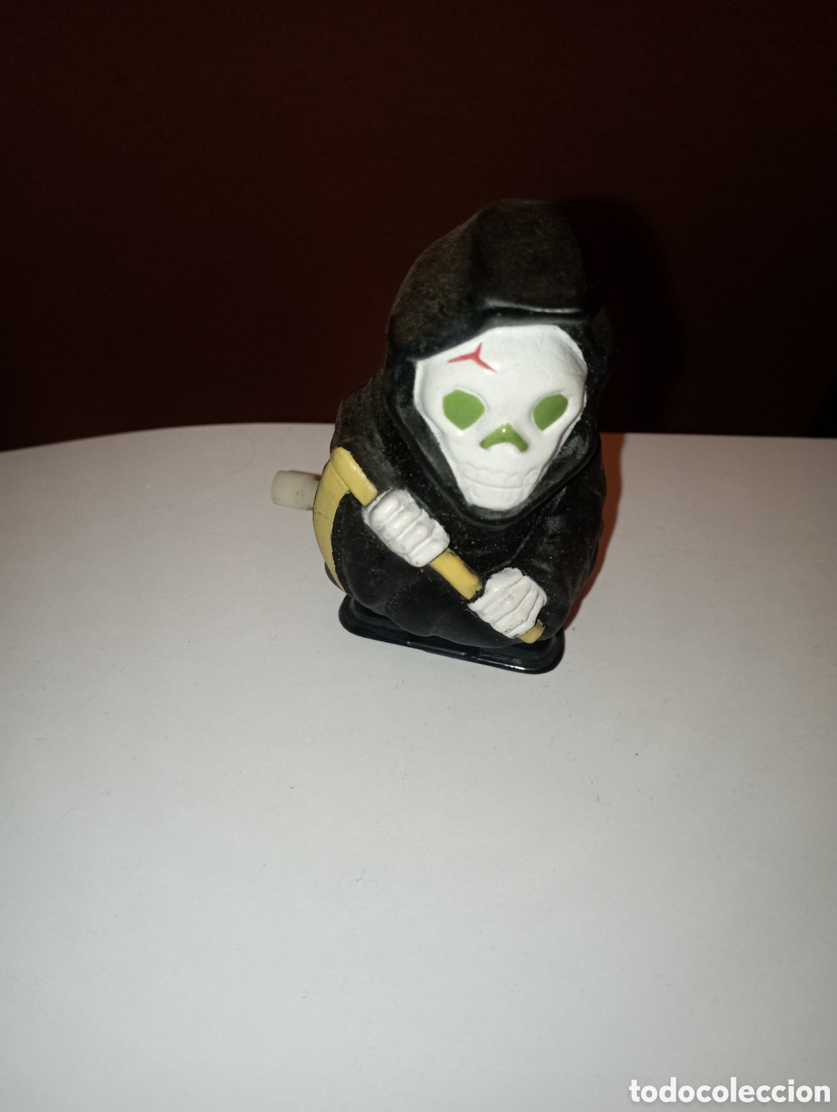 Figuras de acci&oacute;n: FIGURA DE ACCION A CUERDA MUERTE SERIE MONSTER MONSTRUOS