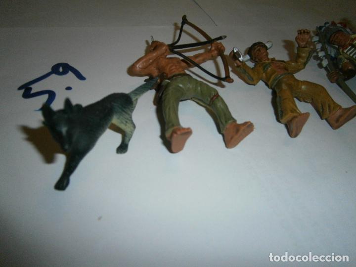 Figuras de acci&oacute;n: ANTIGUAS FIGURAS DE INDIOS Y MASCOTA - Foto 3