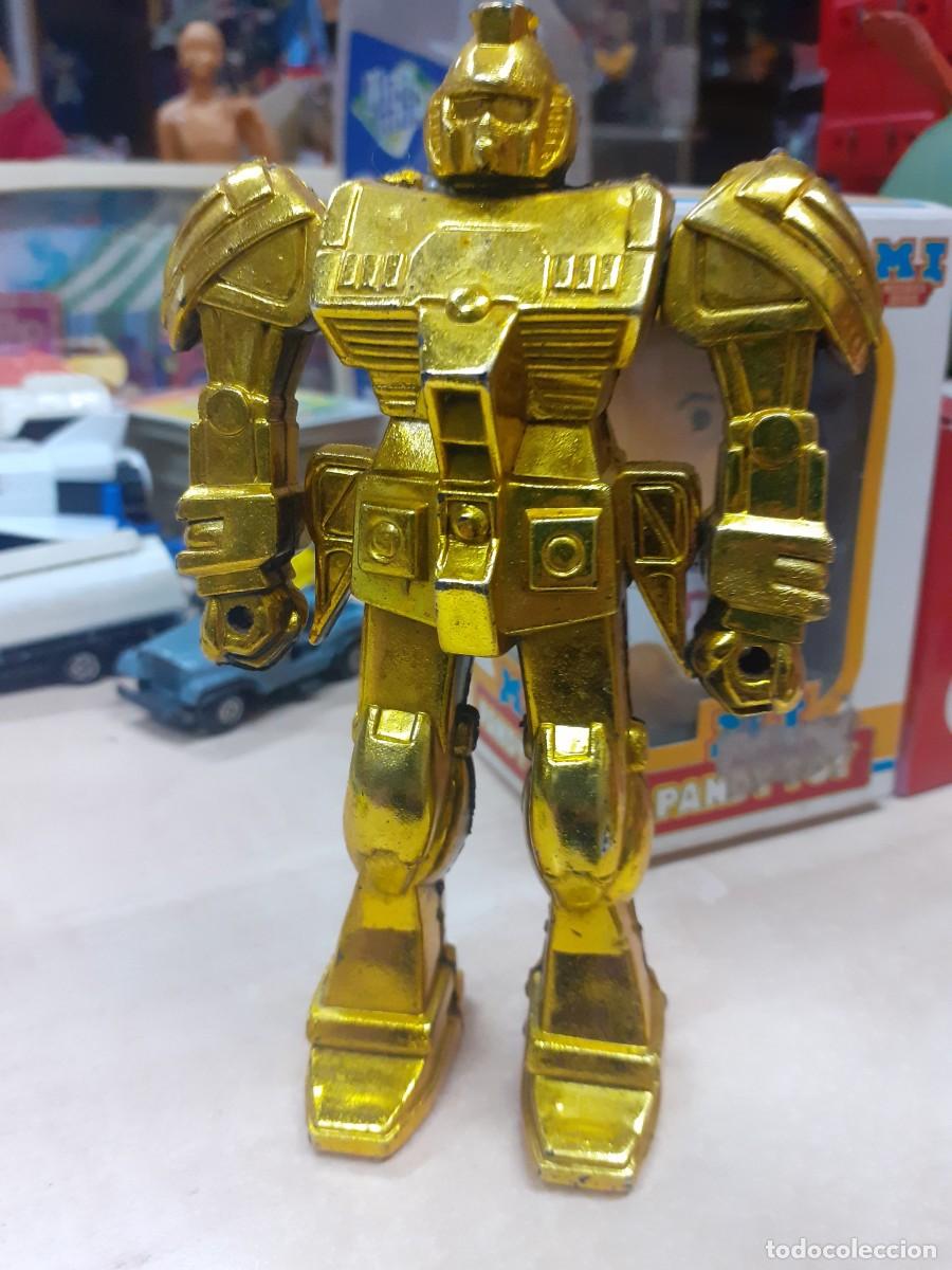Figuras de acci&oacute;n: Robot sentai liveman dorado.Bootleg. - Foto 1