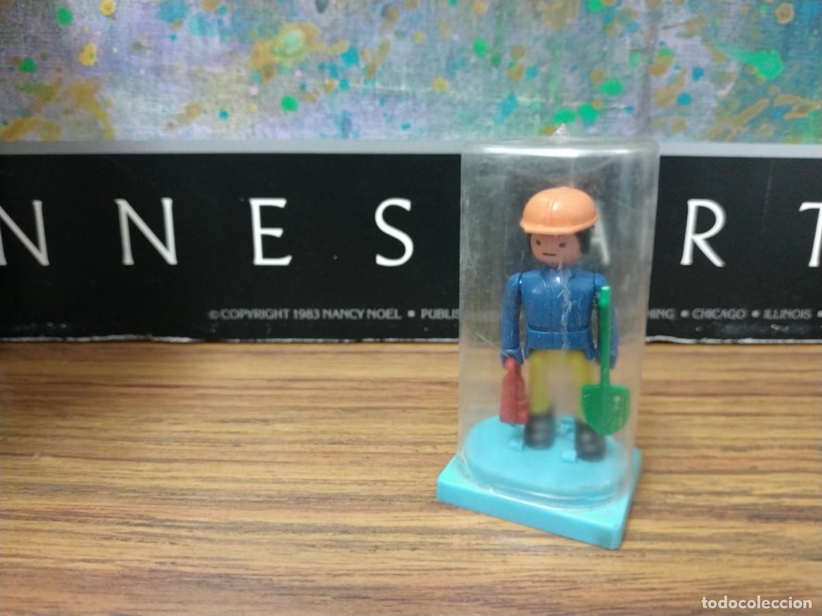 Figuras de acci&oacute;n: MU&Ntilde;ECOS CHIQUIVAL DE GUISVAL - Foto 9