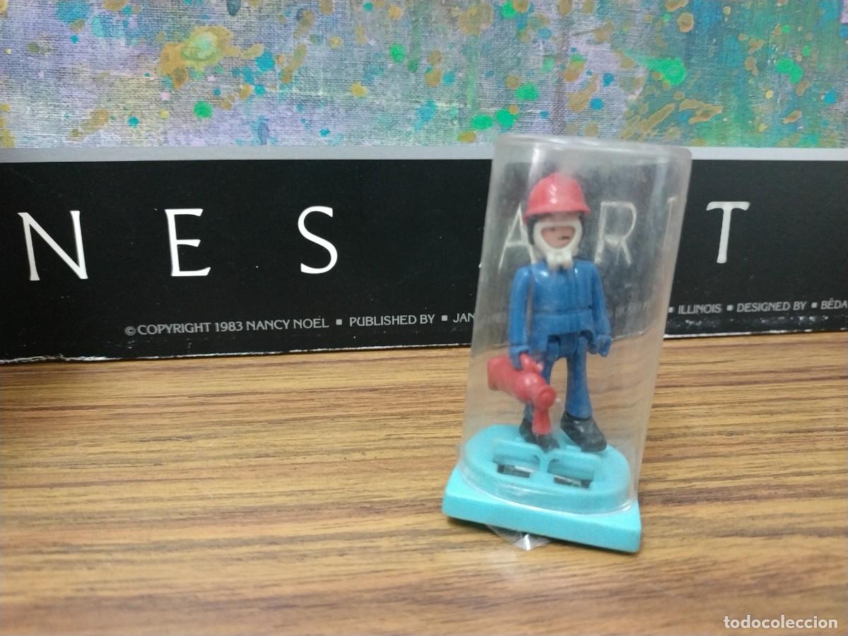 Figuras de acci&oacute;n: MU&Ntilde;ECOS CHIQUIVAL DE GUISVAL - Foto 12