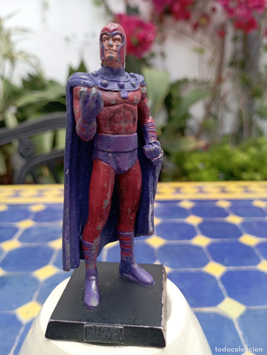 Figuras de acci&oacute;n: Figura de plomo Marvel Magneto - Foto 1