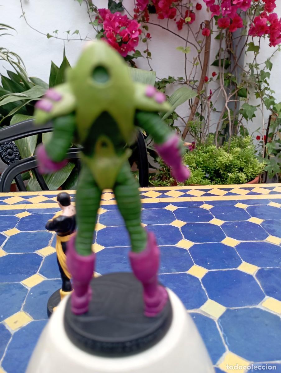 Figuras de acci&oacute;n: Figura de plomo Dc Lex Luthor - Foto 2