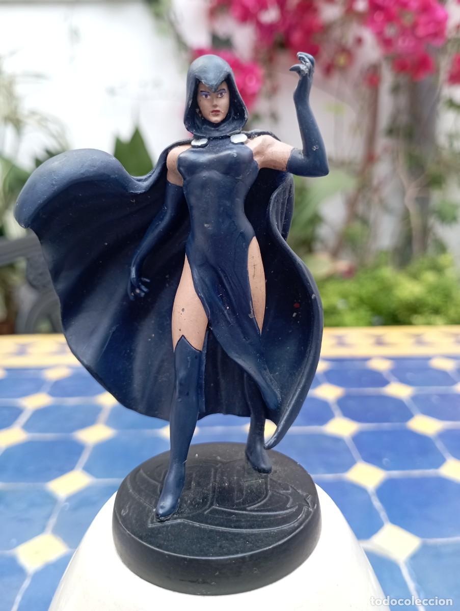 Figuras de acci&oacute;n: Figura de plomo Dc Raven