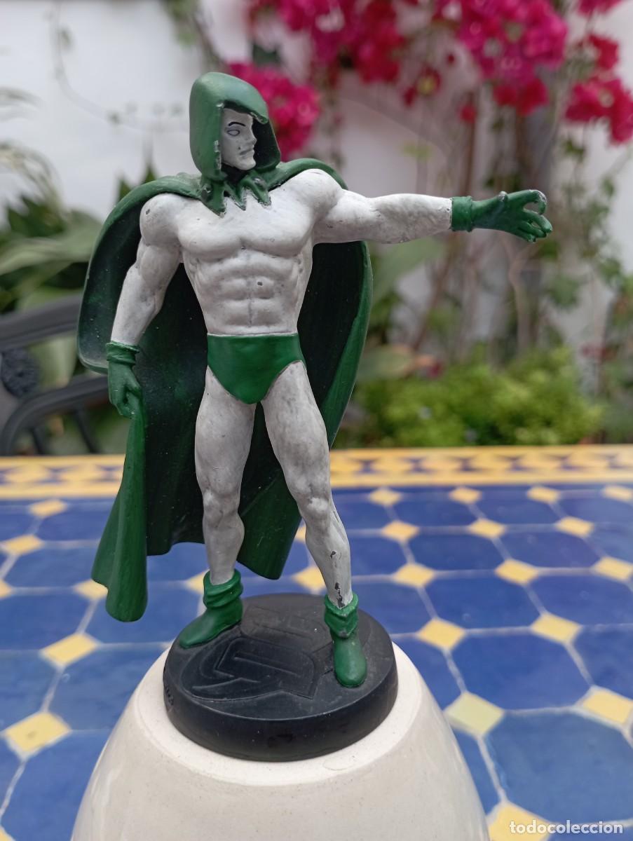 Figuras de acci&oacute;n: Figura de plomo Dc Siniestro