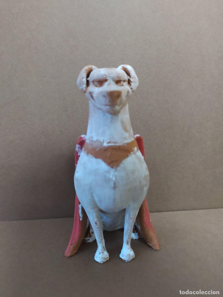 Figuras de acci&oacute;n: TALLA MADERA, PERRO SUPERMAN. - Foto 3
