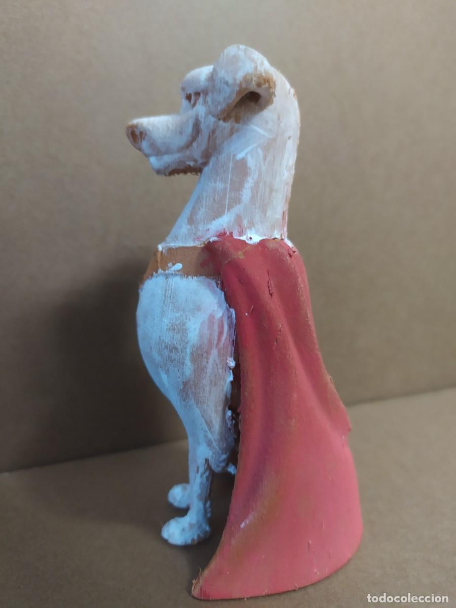 Figuras de acci&oacute;n: TALLA MADERA, PERRO SUPERMAN. - Foto 4