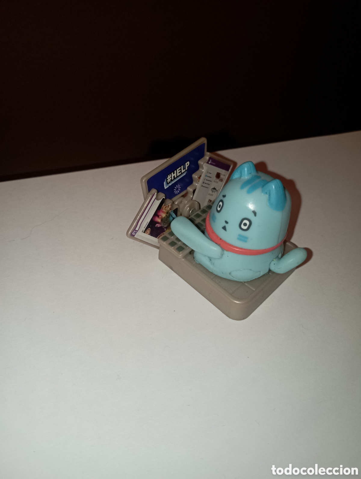 Figuras de acci&oacute;n: OH MY GIF GATO CON ORDENADOR FIGURA DE ACCION