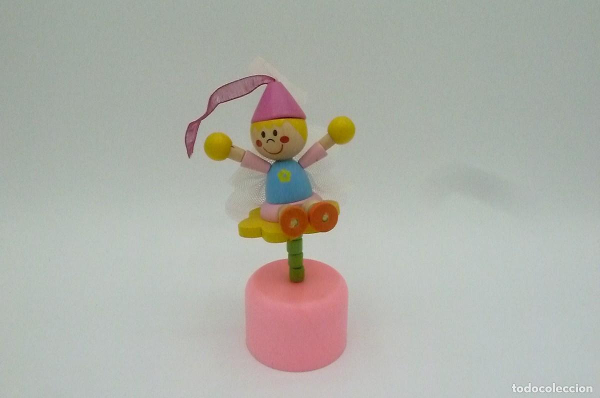 Figuras de acci&oacute;n: Hada de madera con resorte - Foto 3