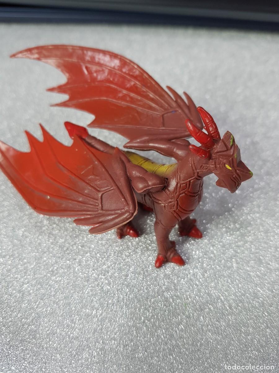 Figuras de acci&oacute;n: dragon rojo figura ubisoft - Foto 1