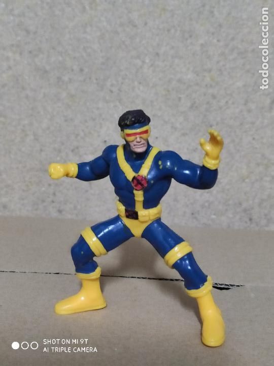 Figurines d'action: CICLOPE YOLANDA 1998