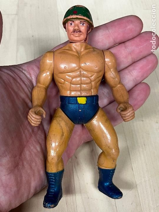 Figuras de a&ccedil;&atilde;o: FIGURA ARTICULADA/LAST WARRIORS/MADISON LTD.
