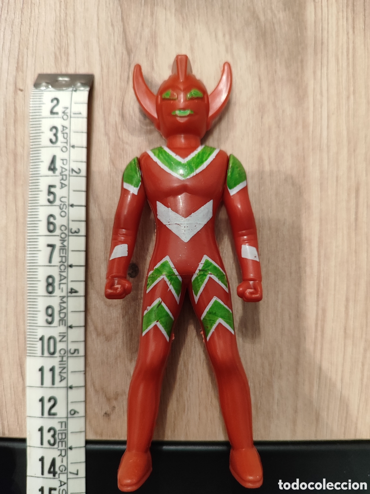 Figuras de acci&oacute;n: Antiguo mu&ntilde;eco Ultraman - Foto 1
