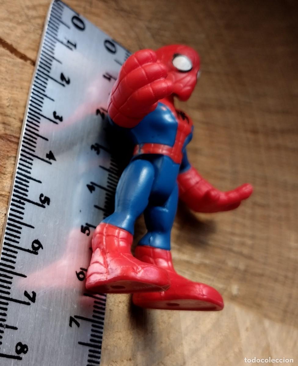Figuras de acci&oacute;n: Figura de Spiderman de Hasbro, 2011. - Foto 9