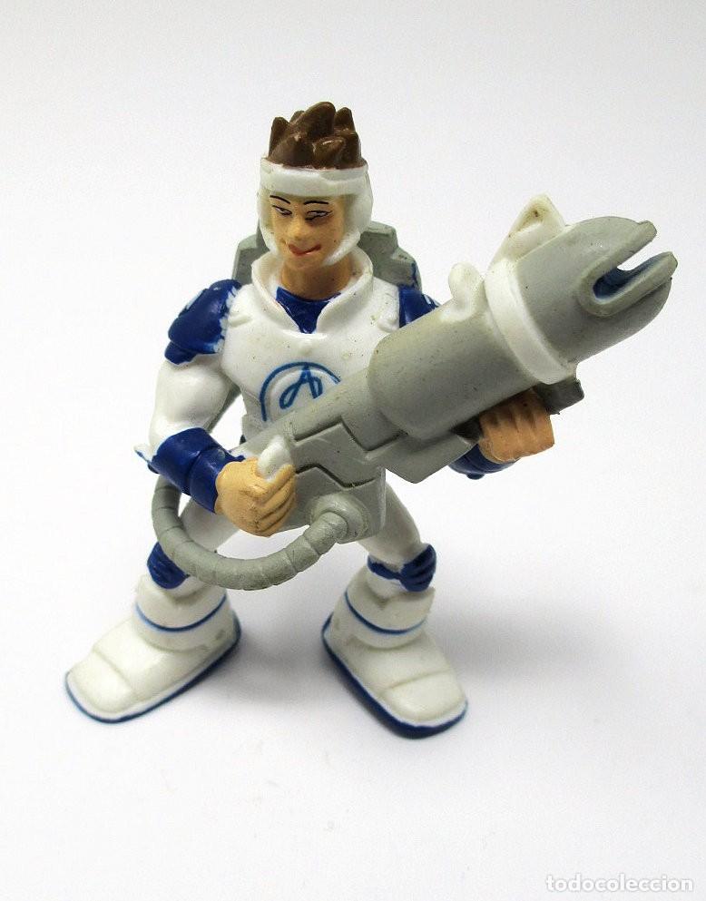 Figuras de acci&oacute;n: Figura de Actimel Danone - 5,5 cm de alto