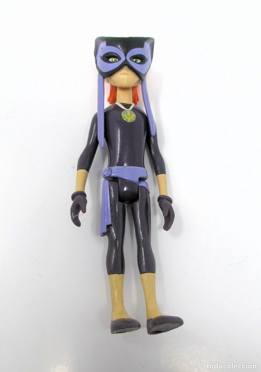 Figuras de acci&oacute;n: Figura de Gwen Tennyson Ben 10 - 9 cm de alto - Articulable