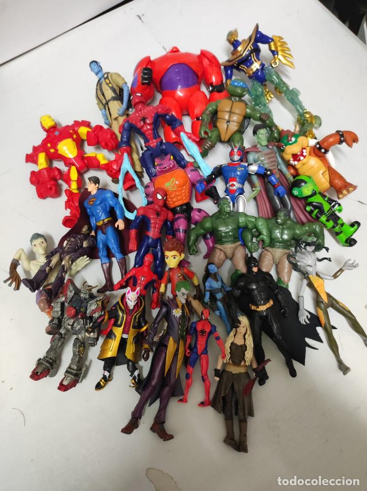 Figurines d'action: LOTE DE 27 FIGURAS ARTICULADAS (A69)