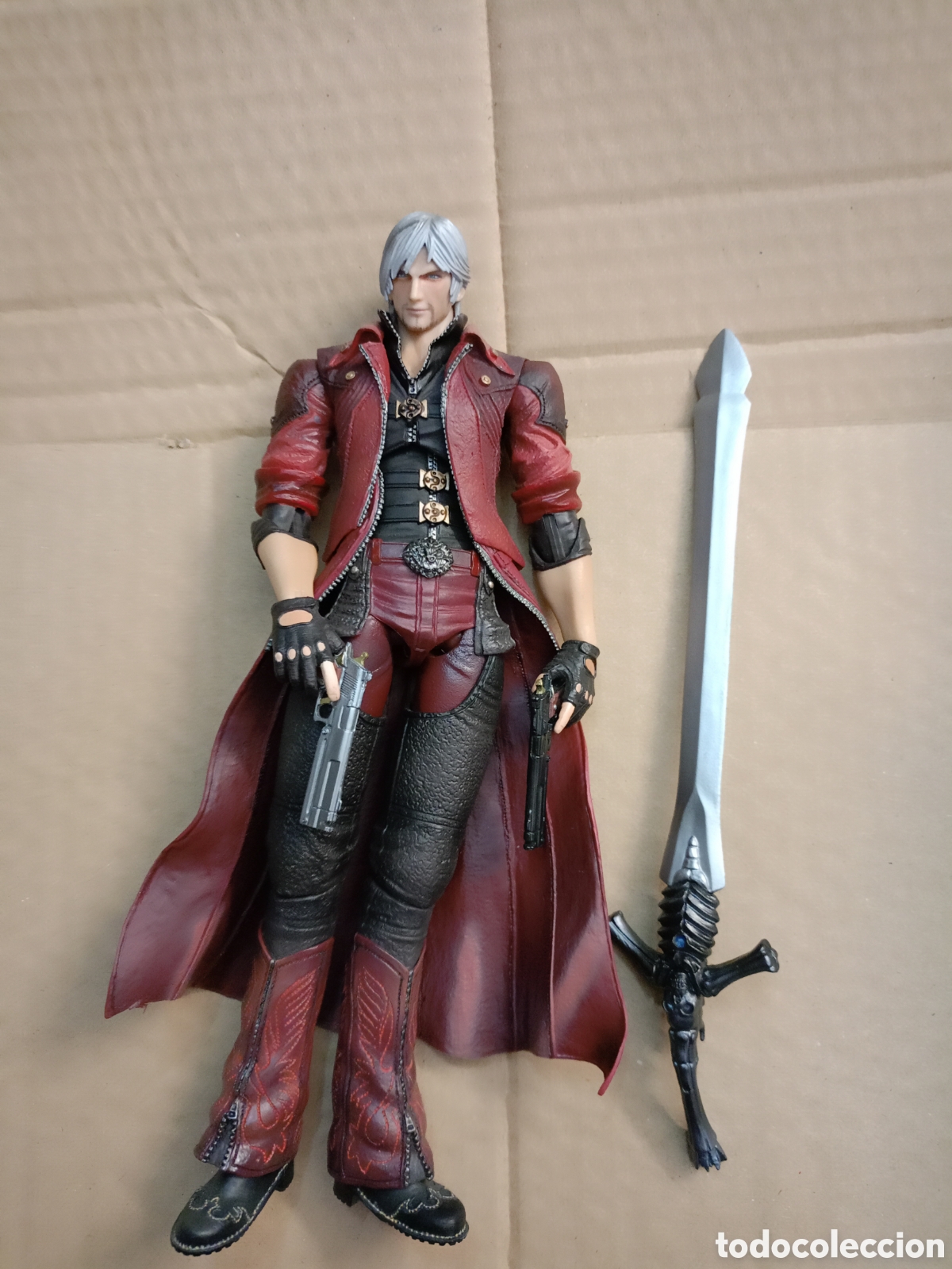 Figuras de acci&oacute;n: Davil May Cry 4 Kay Dante Play Arts