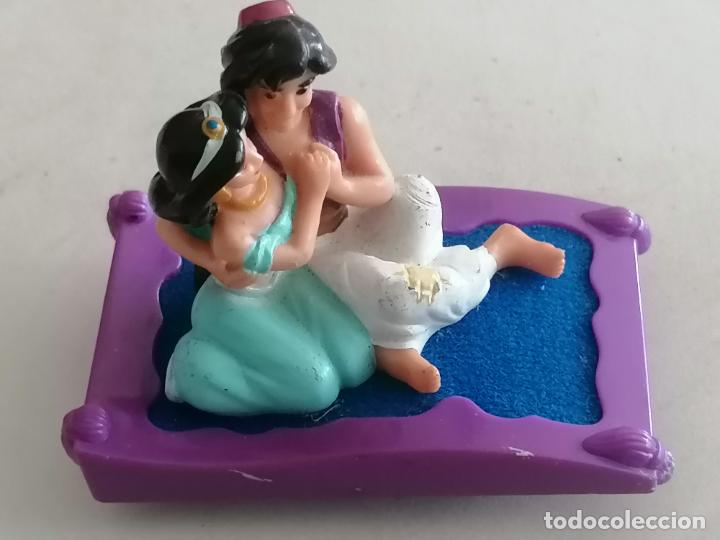 Actionfiguren: MU&Ntilde;ECO ALADDYN Y YASMIN CON ALFOMBRA MAGICA, DISNEY