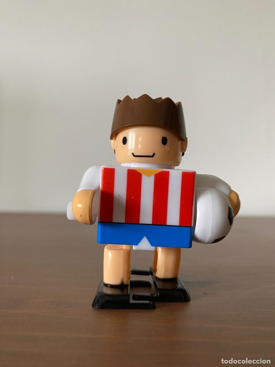 Actionfiguren: MU&Ntilde;ECO A CUERDA JUGADOR ATLETICO DE MADRID , CON MOVIMIENTO, 6 CENTIMETROS ALTURA, NUEVO Y SIN USO
