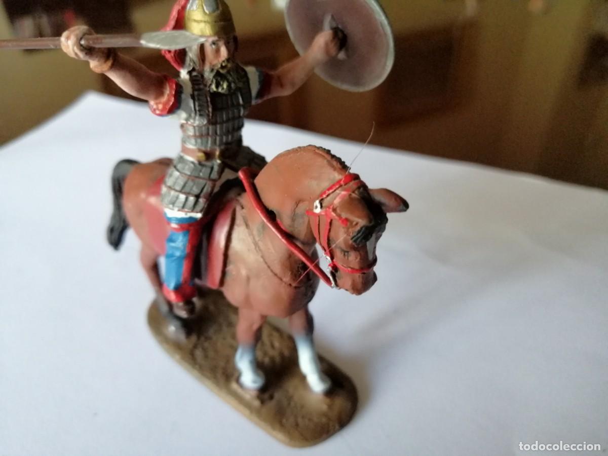 Actionfiguren: Valaris. Figura de Ediciones del Prado. Italia.SMR023
