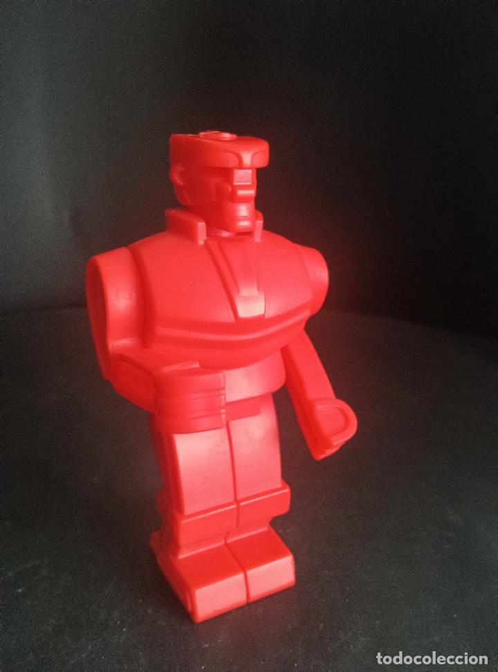 Figuras de acci&oacute;n: ROBOT ROCKEM SOCKEM - ROBOT PELEADOR REEDICION MATTEL 2012 BURGER KING.