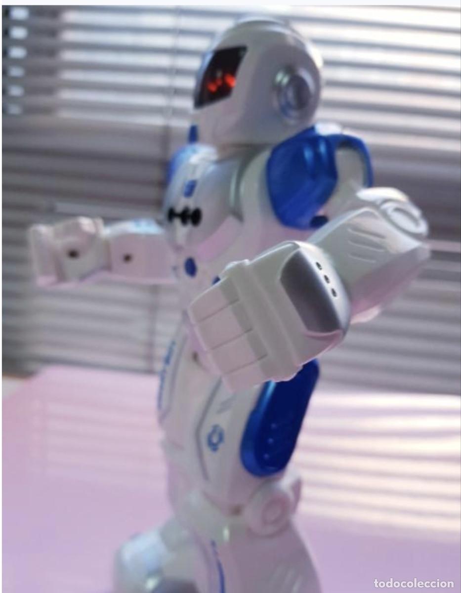 Figuras de acci&oacute;n: JUGUETE ROBOT SMART BOOT FUNCIONA ANDA EXCELENTE - Foto 6