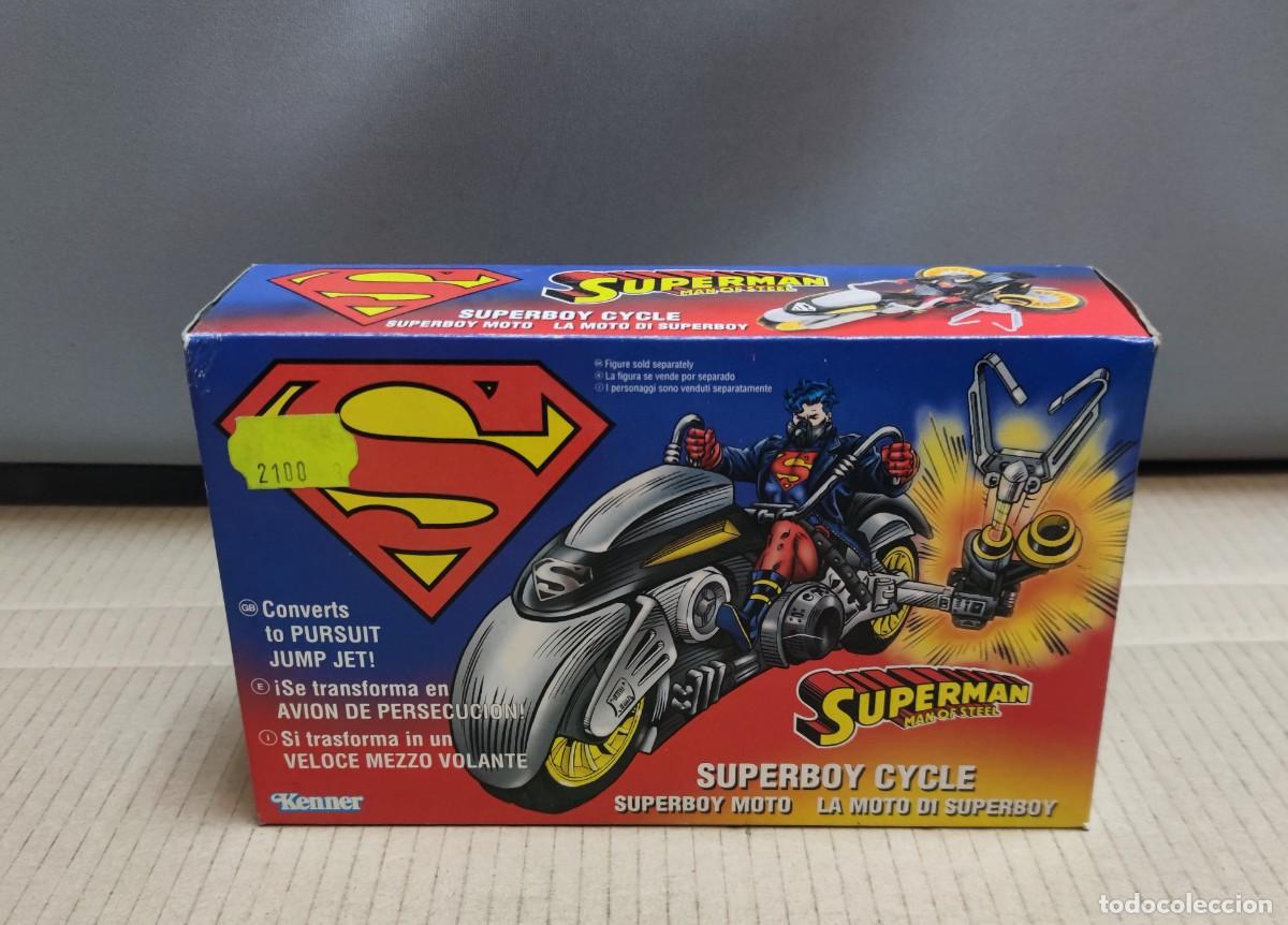 Figuras de acci&oacute;n: Superman de Kenner Superboy Cycle moto - Foto 1