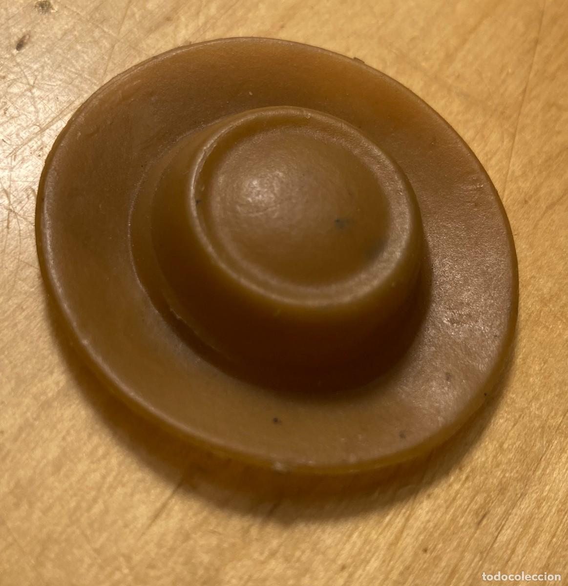 Figuras de acci&oacute;n: sombrero a identificar. big jim?? - Foto 1
