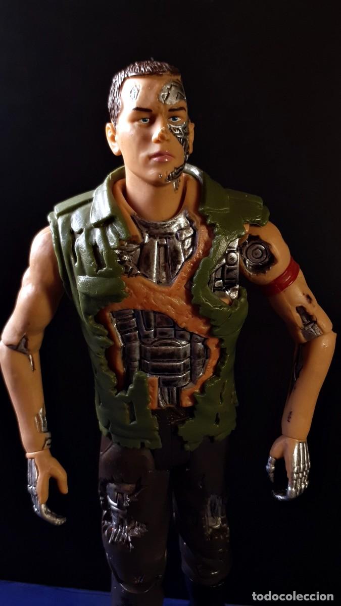 Figuras de acci&oacute;n: Marcus Terminator Salvation 23 cm (Playmates Toys 2009) - Foto 3