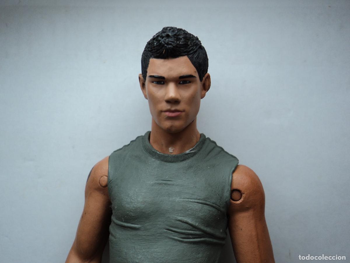 Figuras de acci&oacute;n: FIGURA TWLIGHT SAGA JACOB 2010 NECA - Foto 2