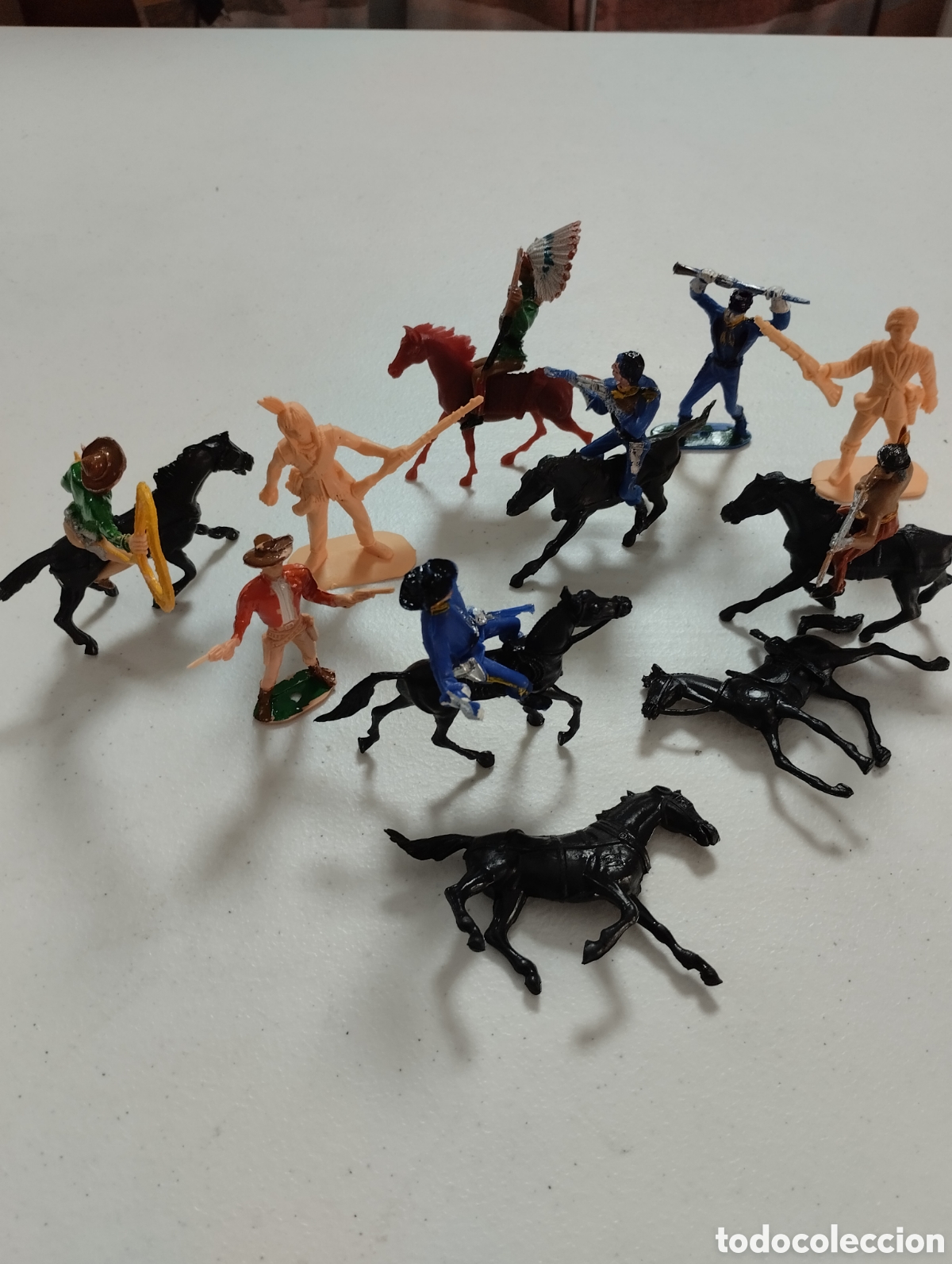 Figuras de acci&oacute;n: Lote figuras indios y federales COMANSI - Foto 1
