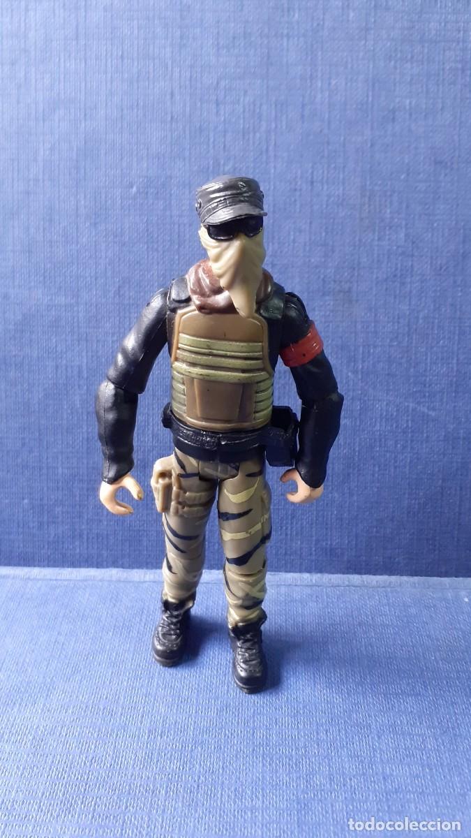 Figuras de acci&oacute;n: John Connor Terminator Salvation (2009 Playmates) - Foto 1