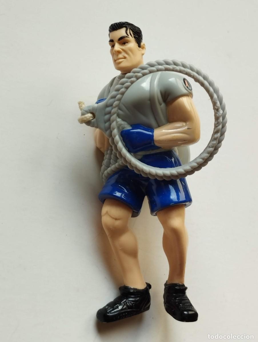 Figurines d'action: MU&Ntilde;ECO FIGURA DE ACCION ARTICULADA - HASBRO A&Ntilde;O 2002 - 10 CM