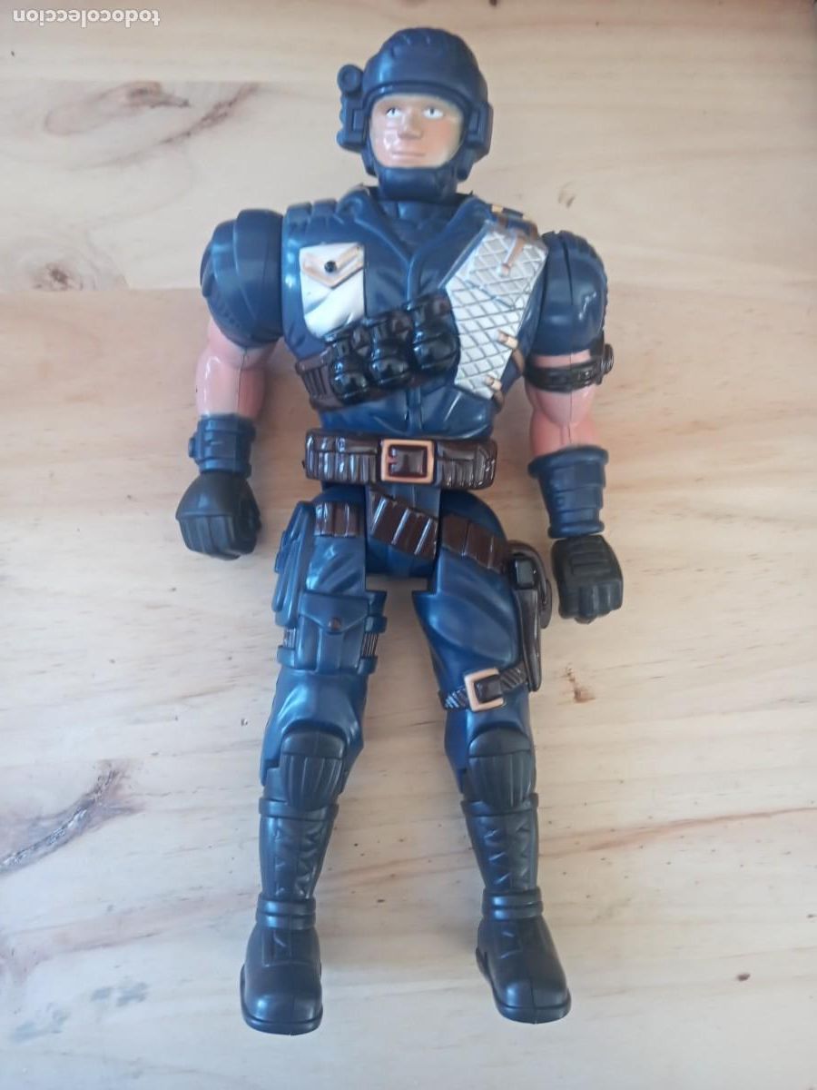 Figuras de acci&oacute;n: BONITO MU&Ntilde;ECO ANTIGUO DE ACCION - Foto 1