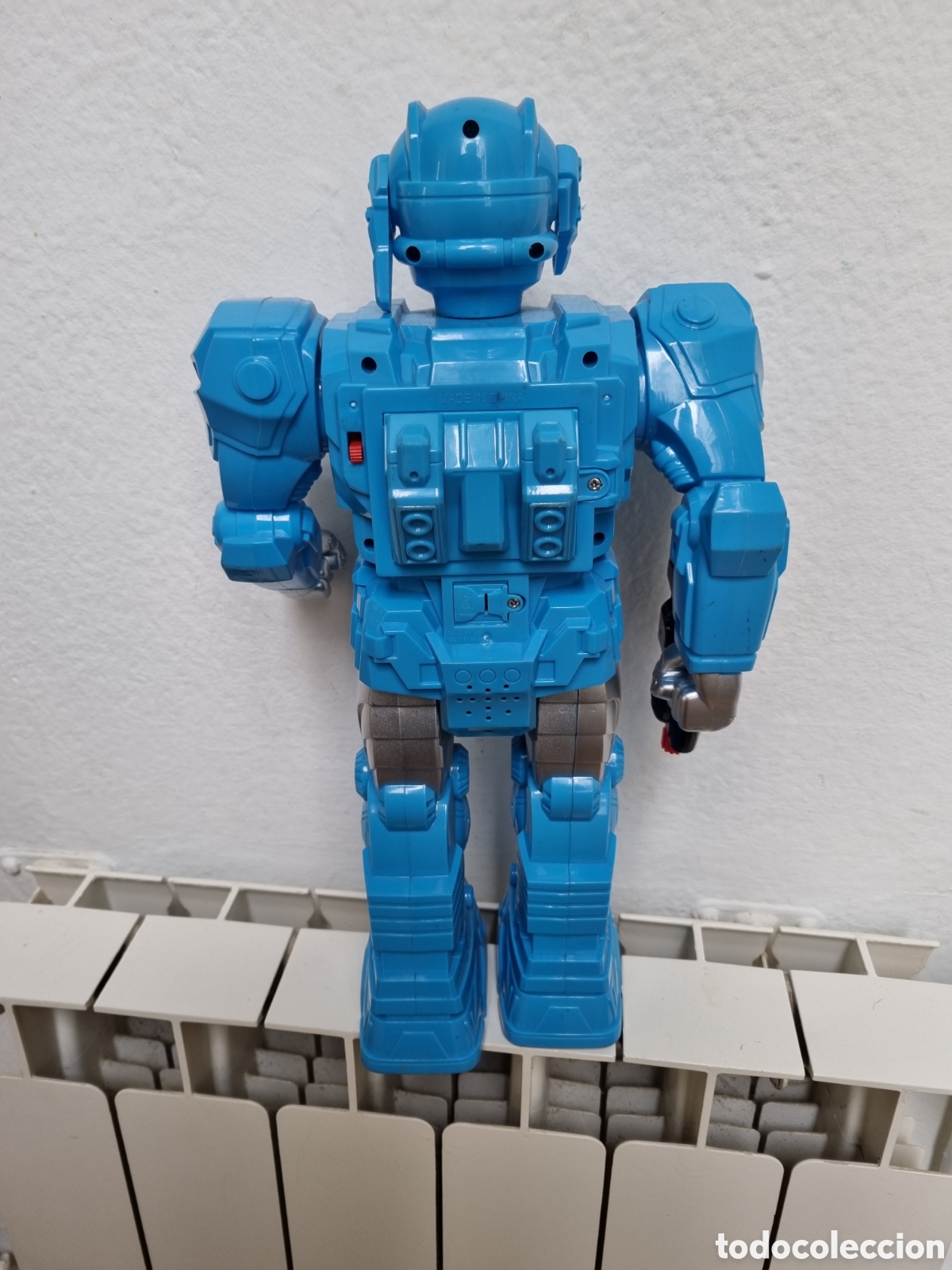 Figuras de acci&oacute;n: ROBOT AUCHAN CON SONIDOS LUCES FUNCIONA 37 CENT&Iacute;METROS - Foto 2