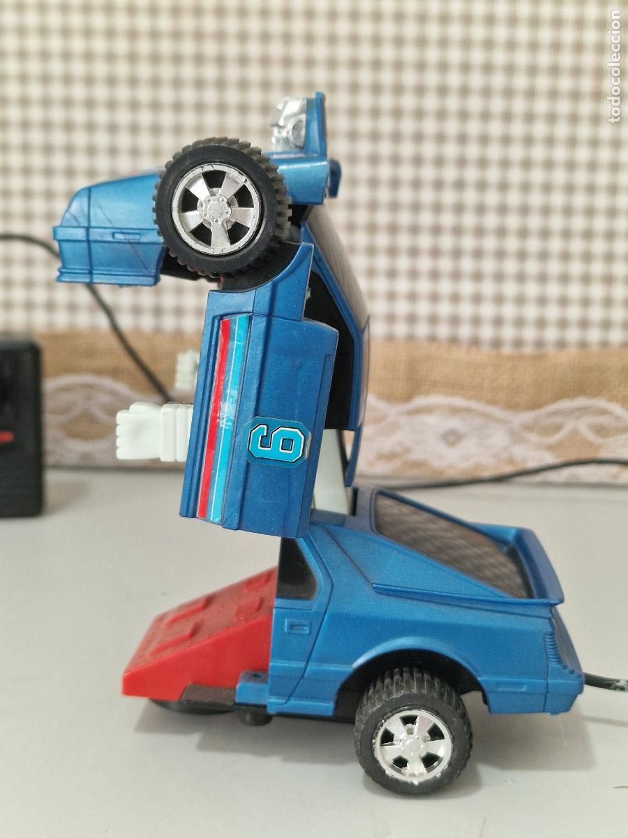 Figuras de acci&oacute;n: COCHE ROBOT TRANSFORMERS CON MANDO - Foto 14