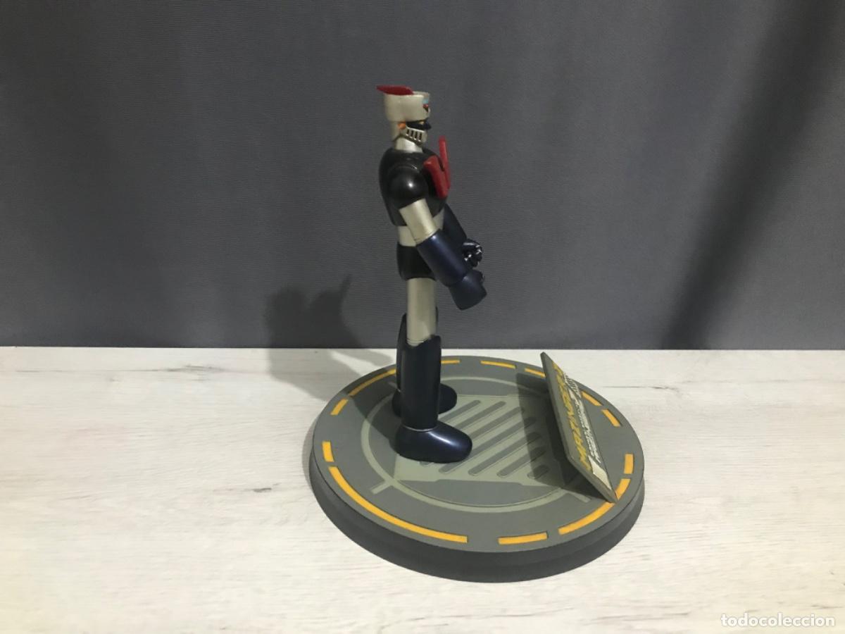 Figuras de acci&oacute;n: Figura mazinger z de dynamic con peana - Foto 3