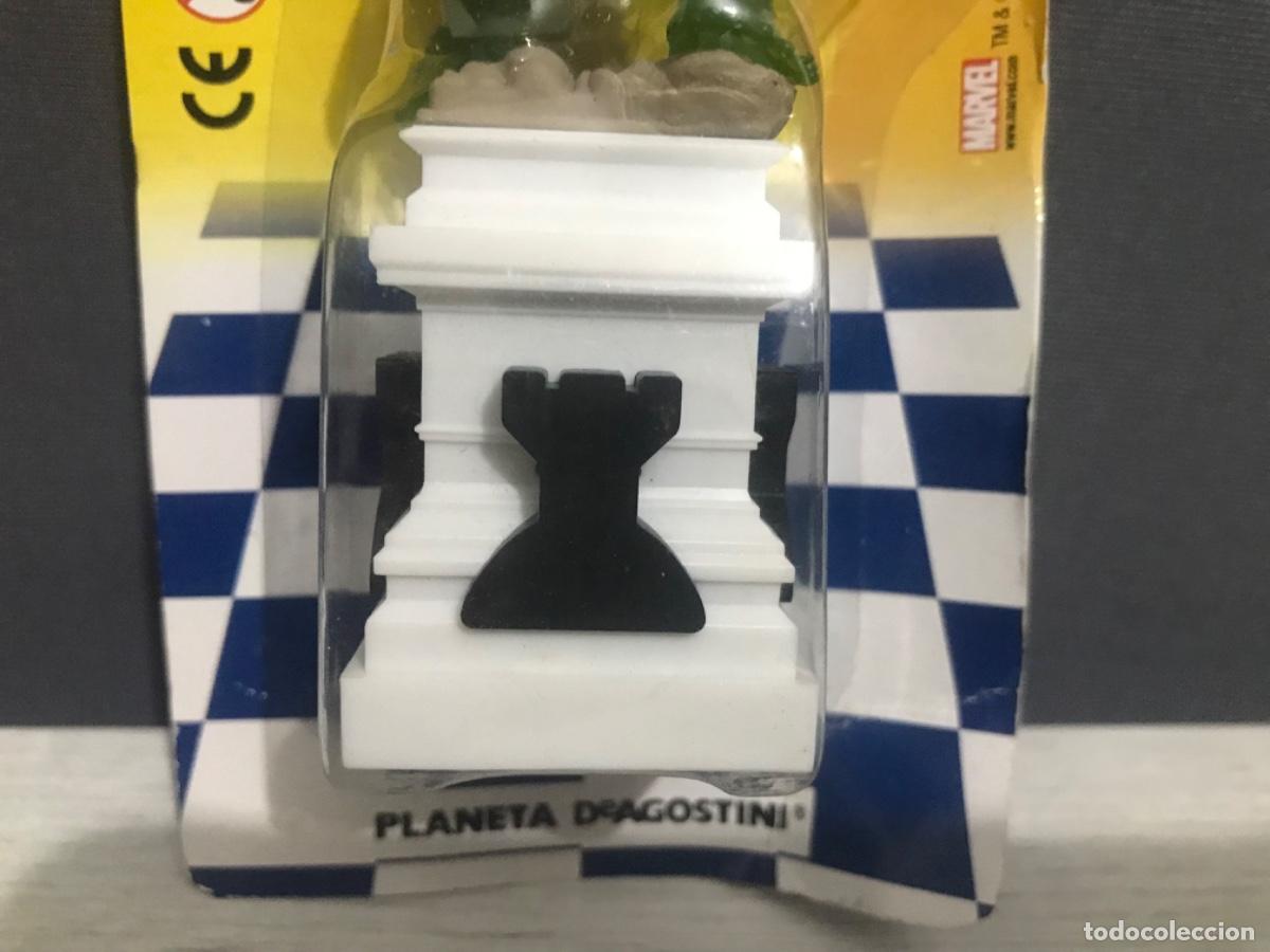 Figuras de acci&oacute;n: Figura de ajedrez Marvel Planeta agostini Hulk - Foto 3