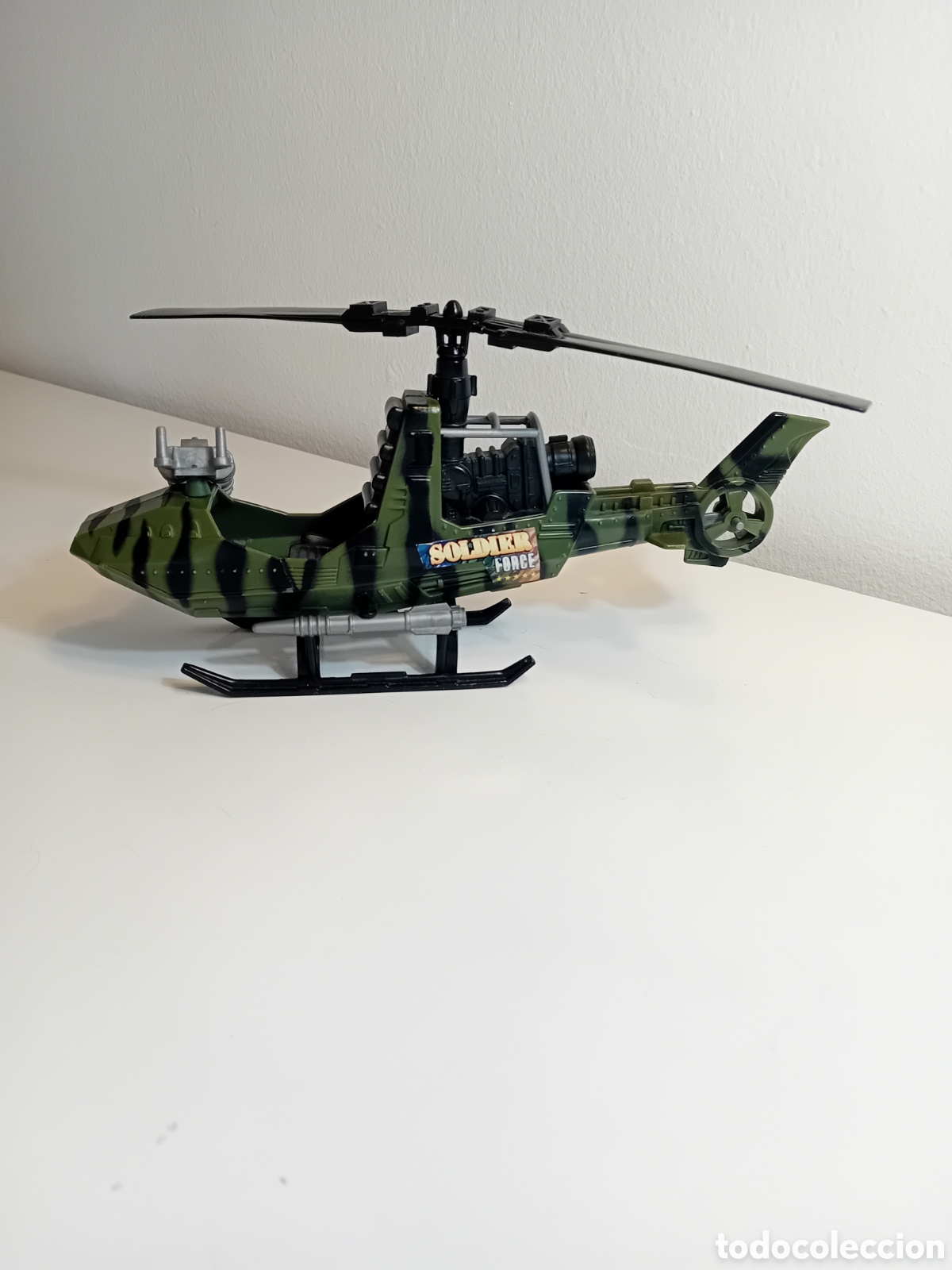 Figuras de acci&oacute;n: Helic&oacute;ptero Soldier Force - Foto 1