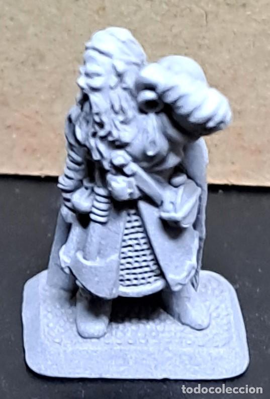 Figuras de acci&oacute;n: SR. DE LOS ANILLOS, MINIATURAS MITHRIL EL PUEBLO DE DURIN, AVENTURERO ENANO M163. SR.ANILLO-84