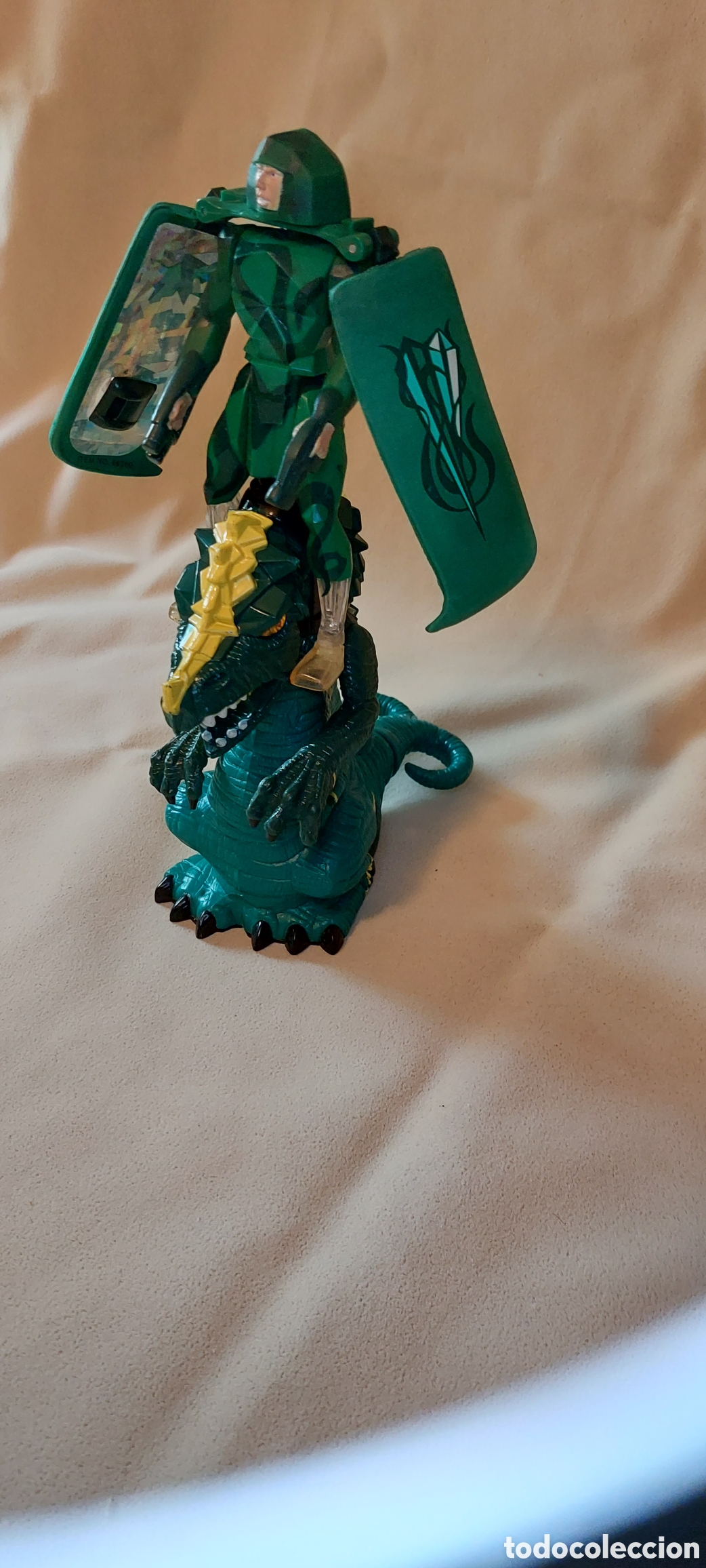 Figuras de acci&oacute;n: Figura de drag&oacute;n flyz,el poder de volar - Foto 3