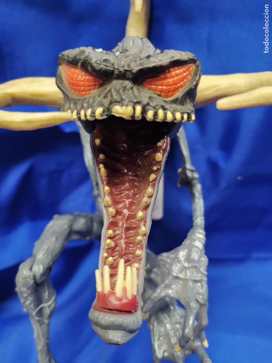 Figuras de acci&oacute;n: violator mcfarlane spawm - Foto 1