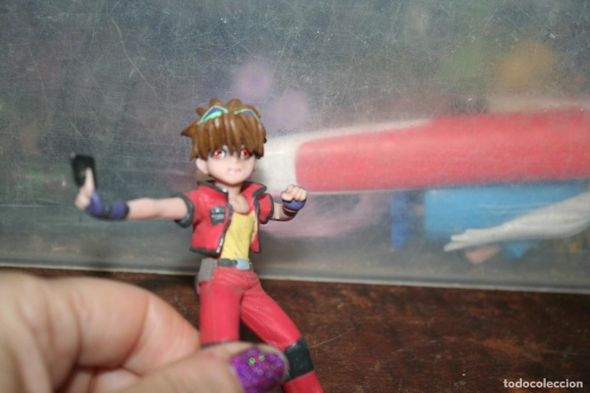 Figuras de acci&oacute;n: mu&ntilde;eco bakugan dan figura - Foto 2