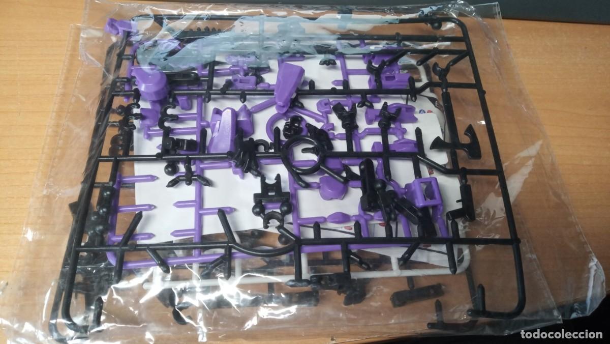 Figuras de acci&oacute;n: Figura de acci&oacute;n articulada 3D (pack de 2) - Foto 3