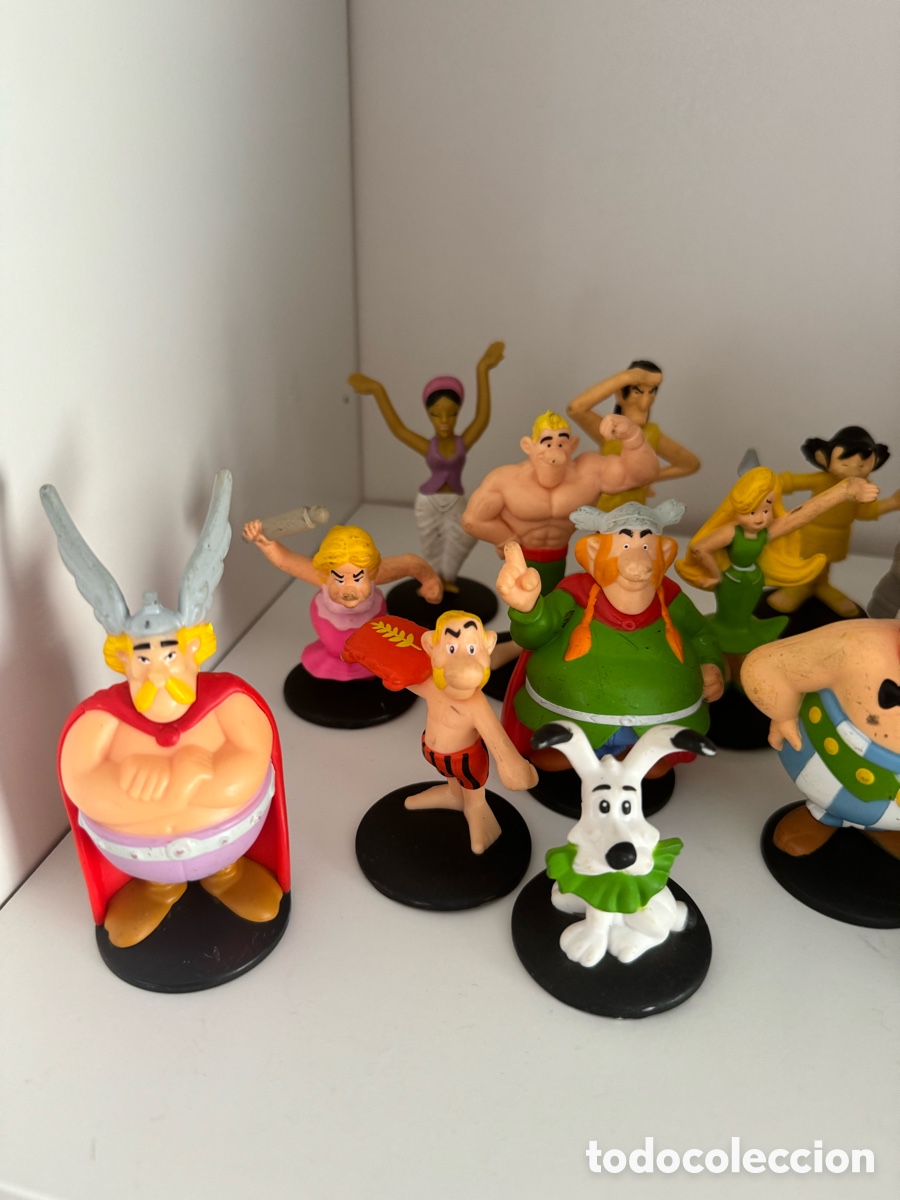 Figuras de acci&oacute;n: Lote figuras Asterix y Obelix 2019 MacDonalds - Foto 1