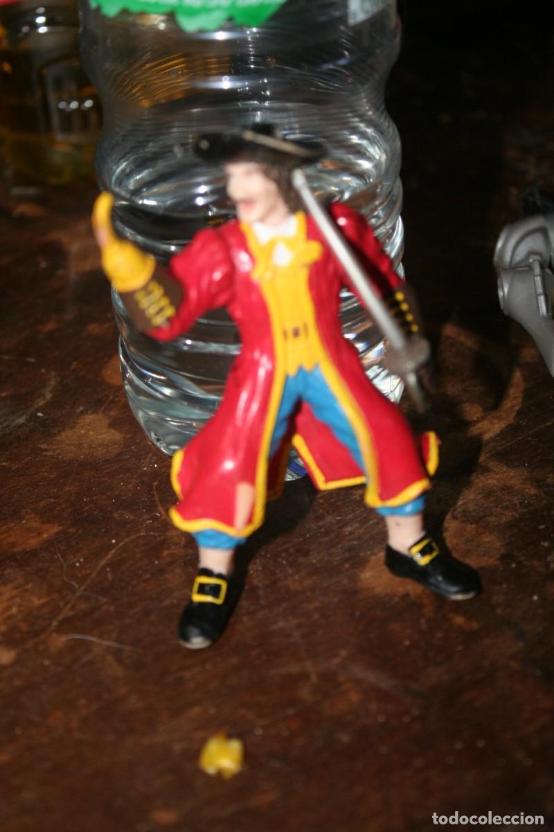 Figuras de acci&oacute;n: mu&ntilde;eco piratas del caribe elc - Foto 1